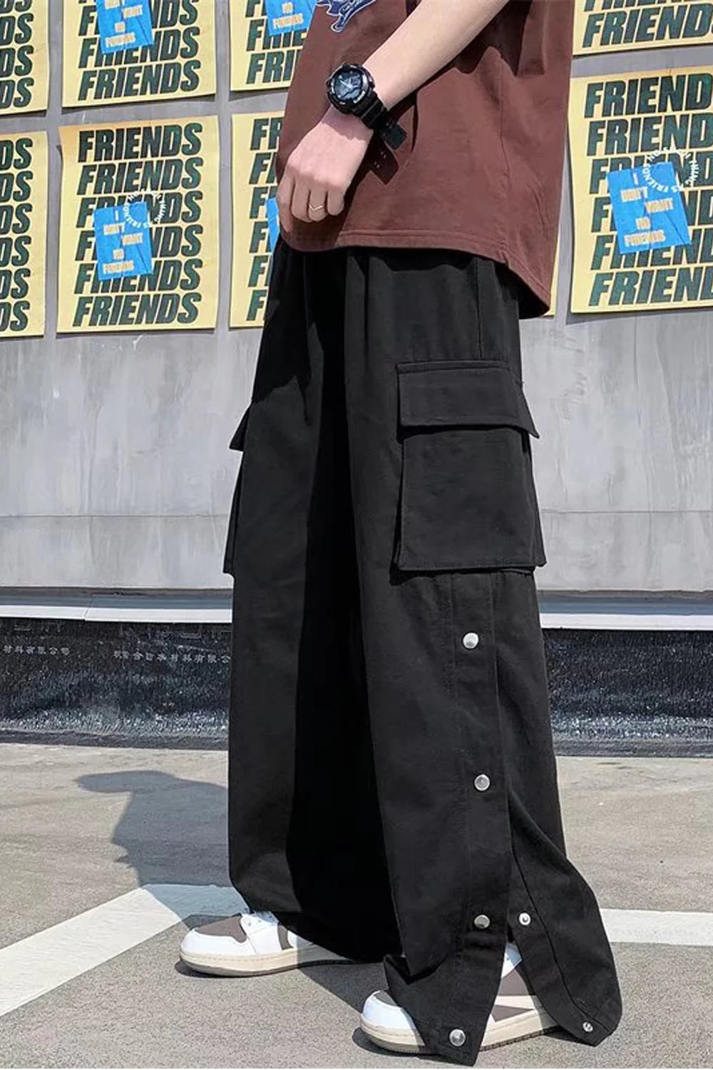 Loose cargo pockets