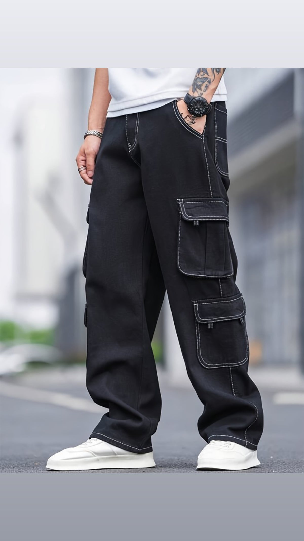 Cargo pant with white thread