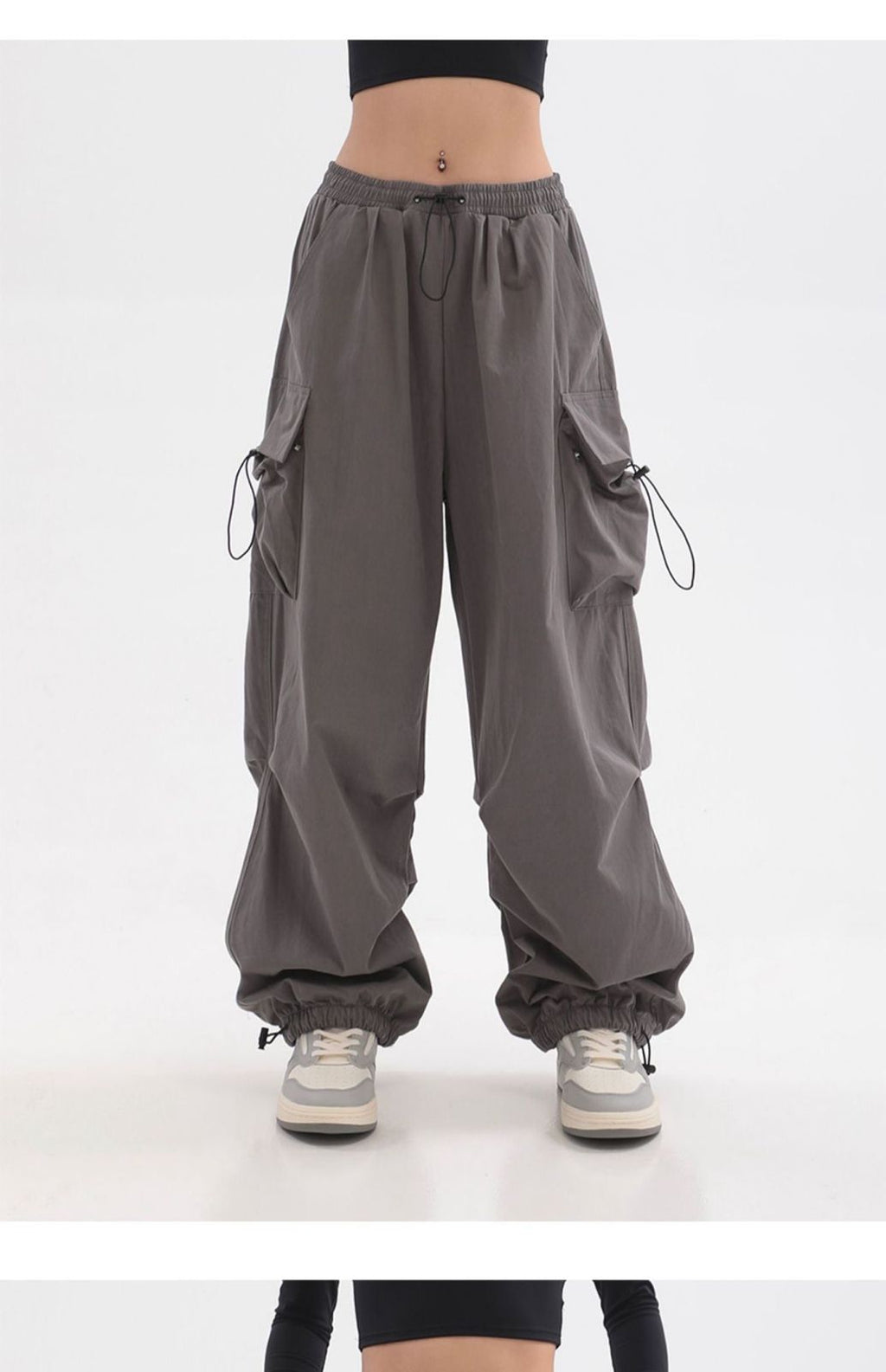 Baggy Cargo in Parachute
